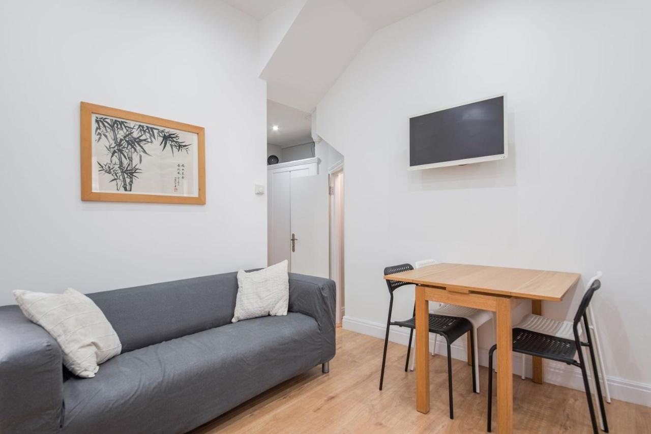 Comfortable Flat In Hammersmith Apartment ลอนดอน ภายนอก รูปภาพ