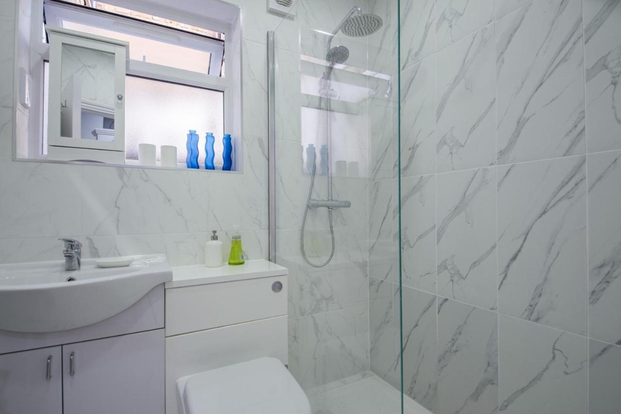 Comfortable Flat In Hammersmith Apartment ลอนดอน ภายนอก รูปภาพ